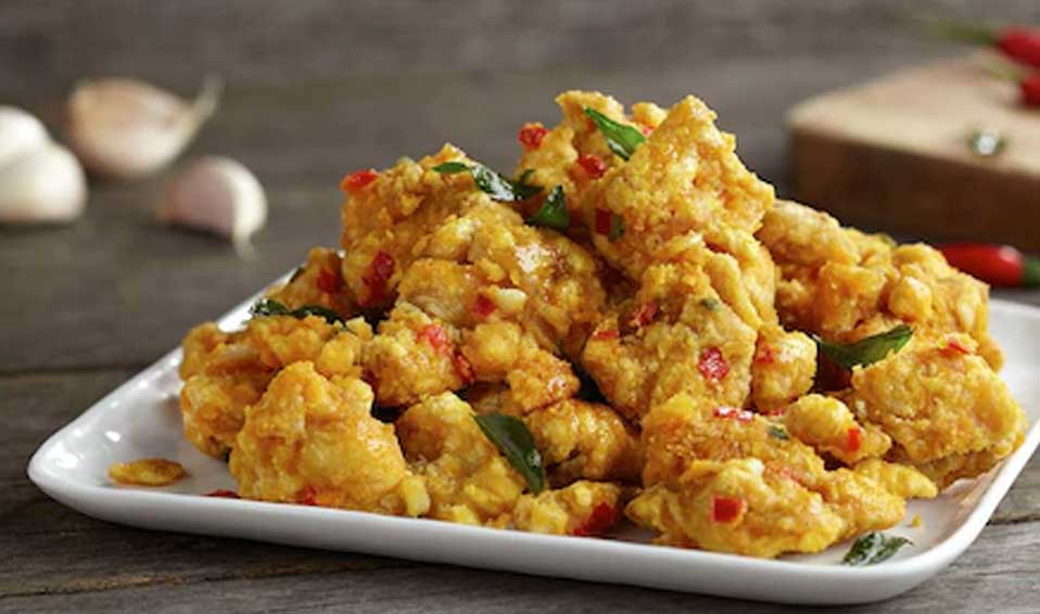 Chicken Salted Egg: Menu Favorit yang Berawal Eksperimen