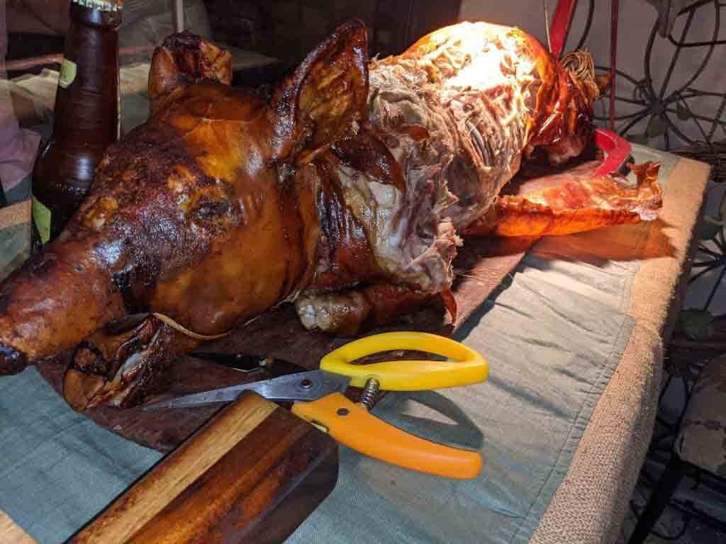 Lechon: Ketika Babi Panggang Jadi Bintang Pesta Filipina